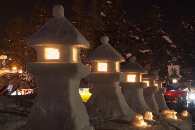 冬の米沢　上杉雪灯篭まつり　山形の冬の風景